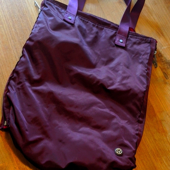LULULEMON BAG - Picture 1 of 11